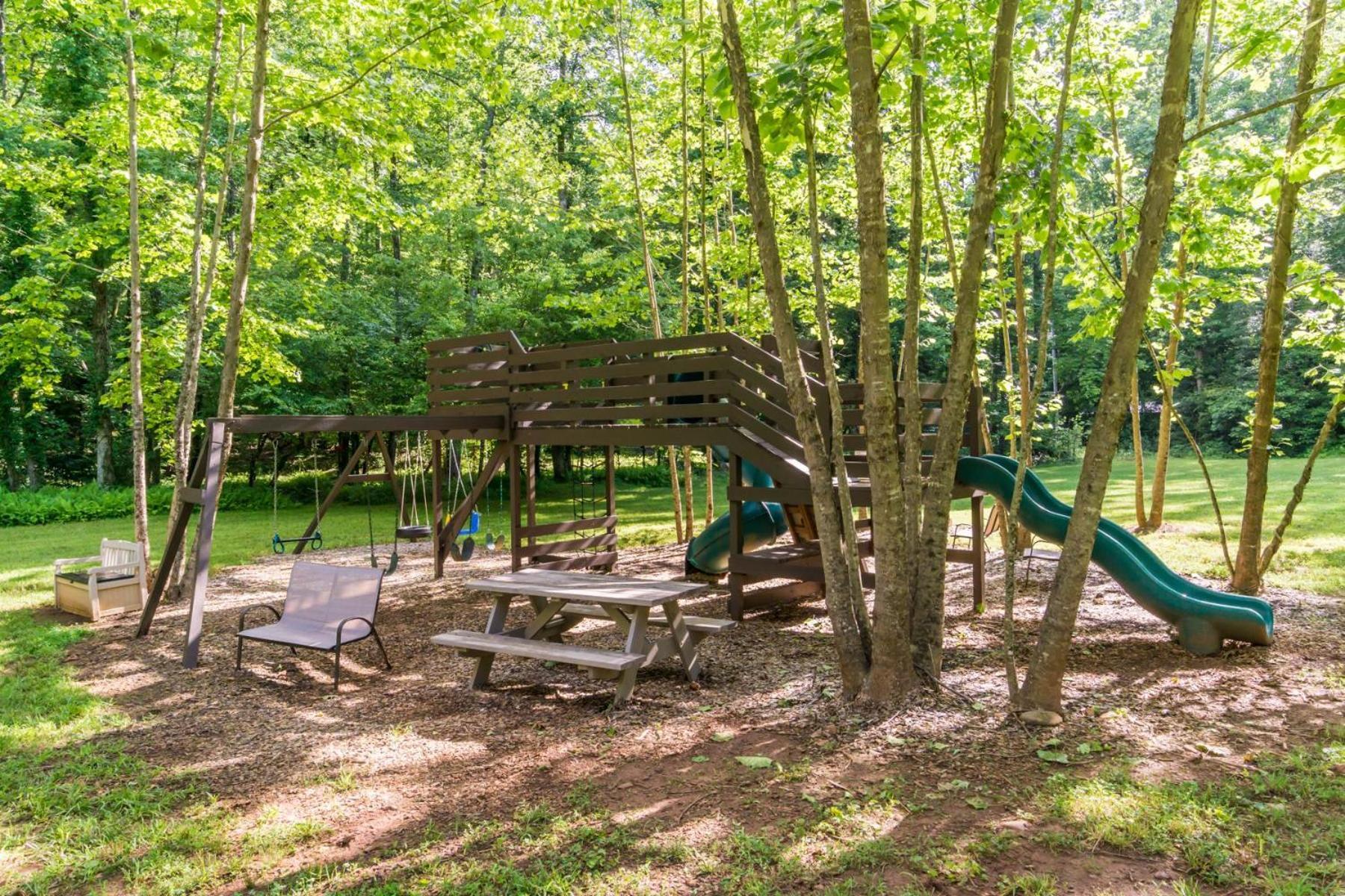 The Big Little Cabin - Hot Tub & Playground داهلونغا المظهر الخارجي الصورة