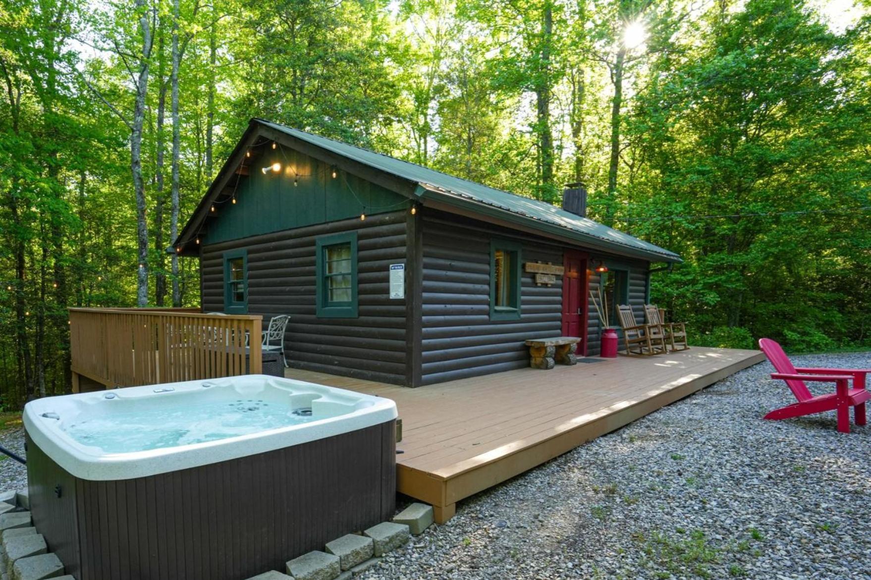 The Big Little Cabin - Hot Tub & Playground داهلونغا المظهر الخارجي الصورة