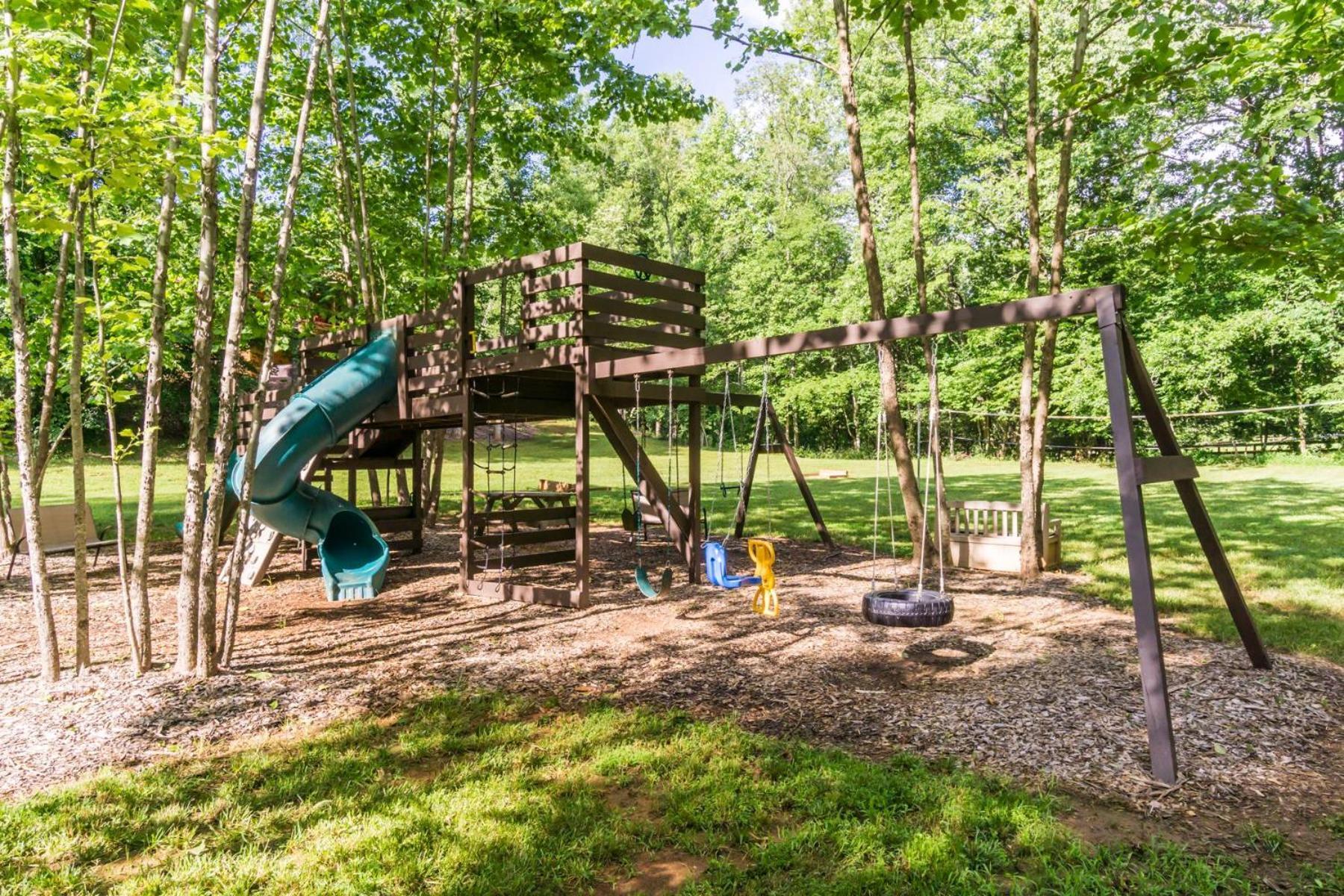 The Big Little Cabin - Hot Tub & Playground داهلونغا المظهر الخارجي الصورة