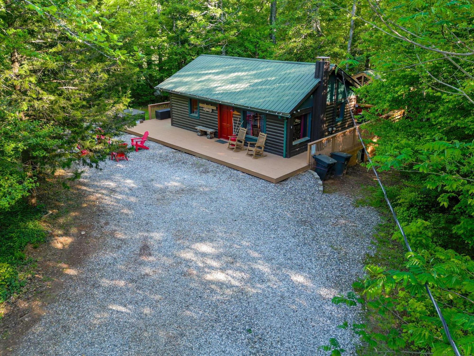 The Big Little Cabin - Hot Tub & Playground داهلونغا المظهر الخارجي الصورة